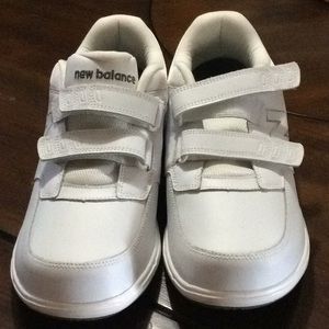 New Balance White Walking Shoe (SEE PICTURES)